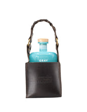 Load image into Gallery viewer, Gray Whale Gin with Billykirk Square Leather Bottle Holder